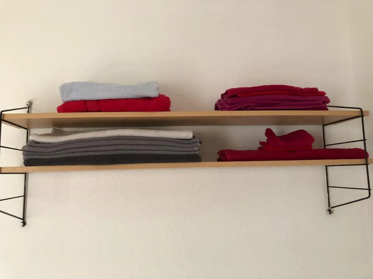 1A 3 Comfortable Room, Private Calm Apartment, Next To City Center, Inclusive Private Car Park, Full Equipped Kitchen, 100Mbps Wifi, One Minute To Tram Station, Smart Tv, Etc! Whatsapp Support, No Additional Costs! Mannheim 0*,  Germany